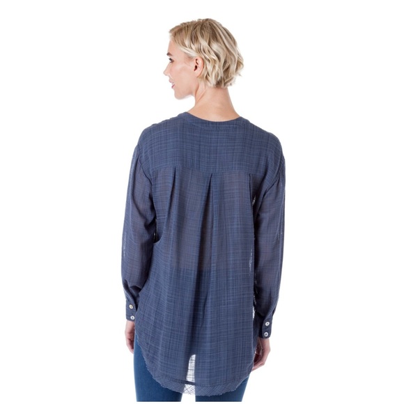 Free People Talk to Me button down shirt. Blue. Size Large. NWT - Picture 5 of 11